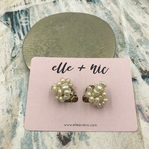 White Pearl Cluster Clip-on Earrings
